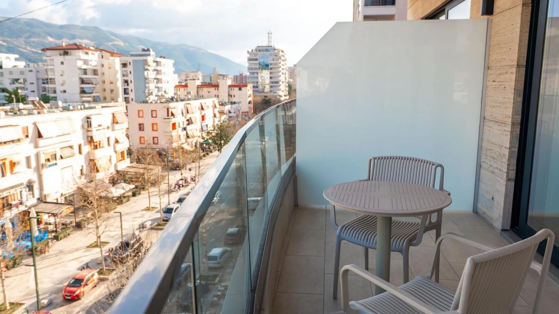 Sasso Hotel Wlora