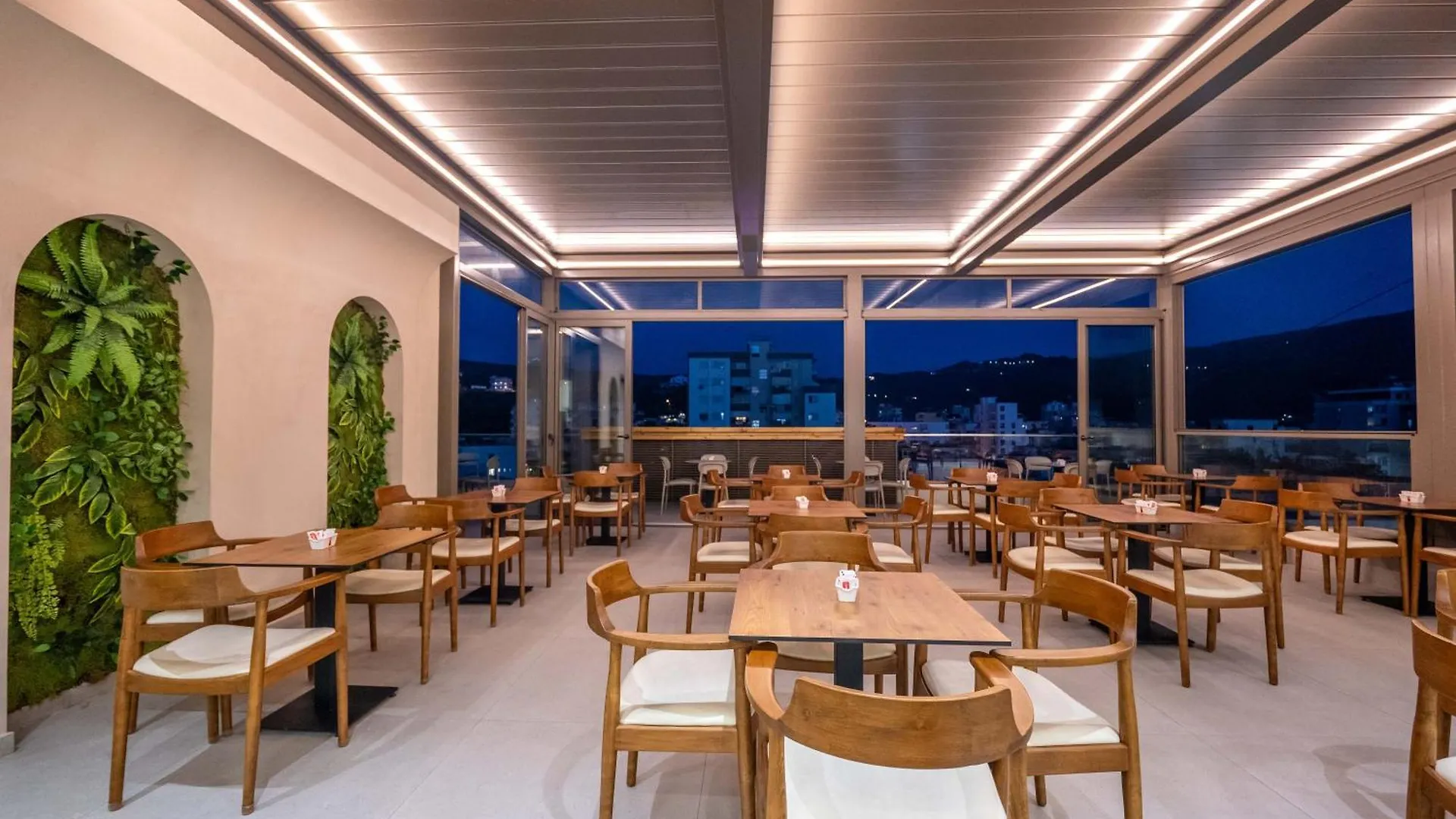 ****  Sasso Hotel Wlora Albania