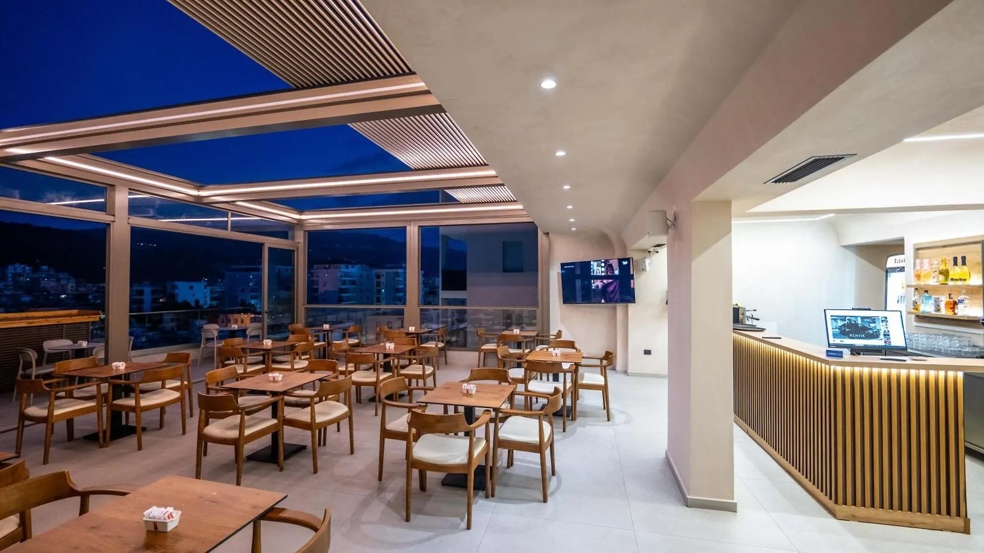 Sasso Hotel Vlorë