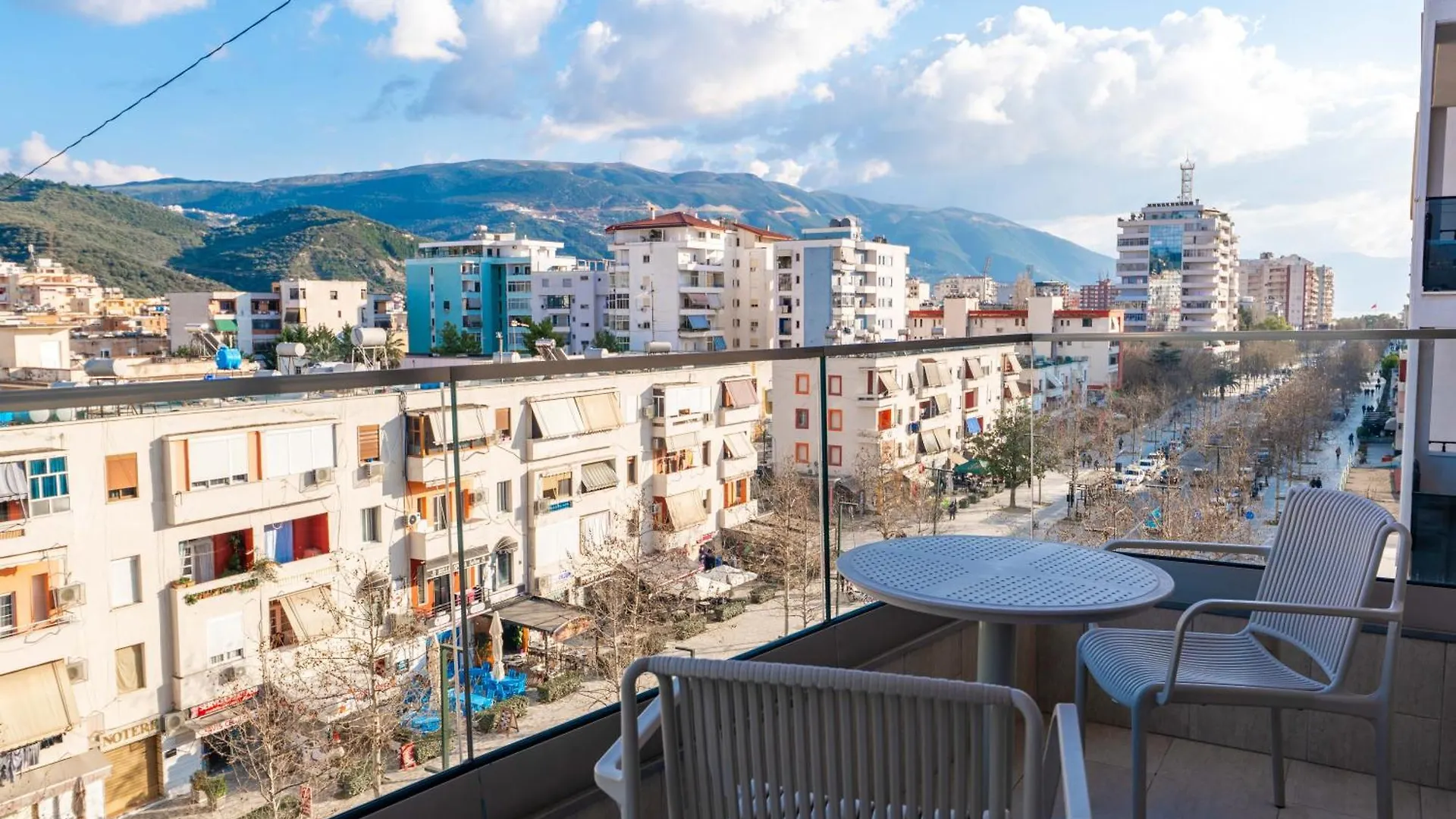 Sasso Hotel Vlorë