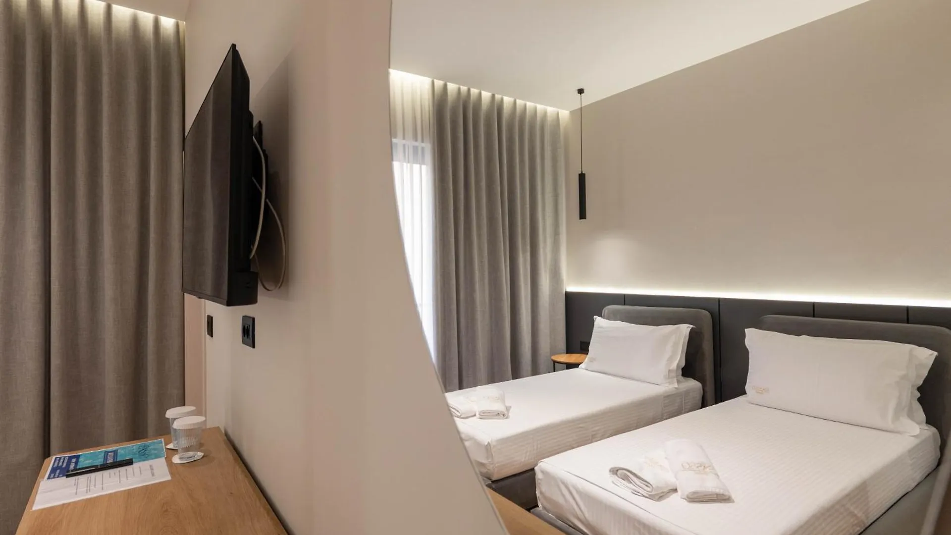 Sasso Hotel Wlora