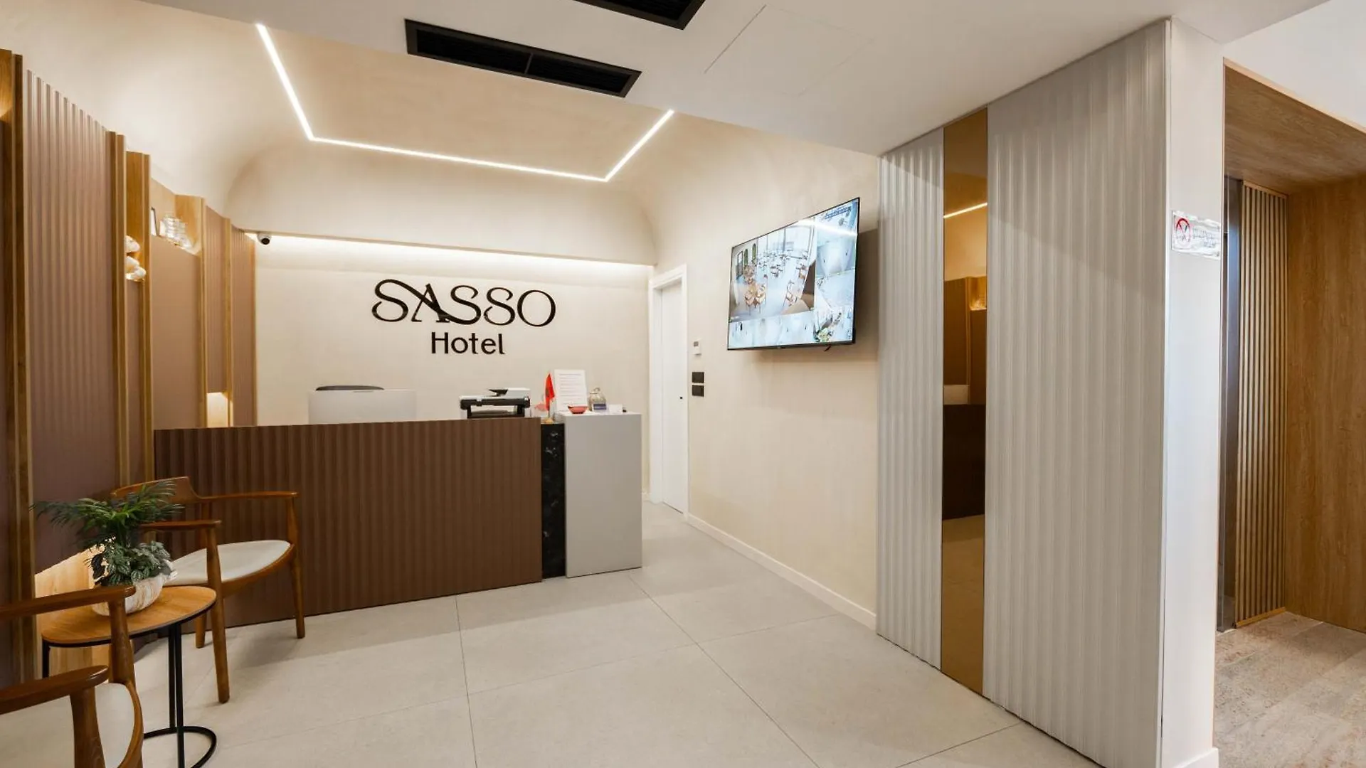 Sasso Hotel Vlorë